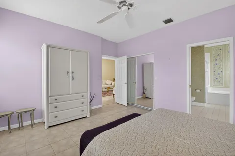 $395,000 | 10585 Royal Caribbean Circle, Boynton Beach, FL 33437