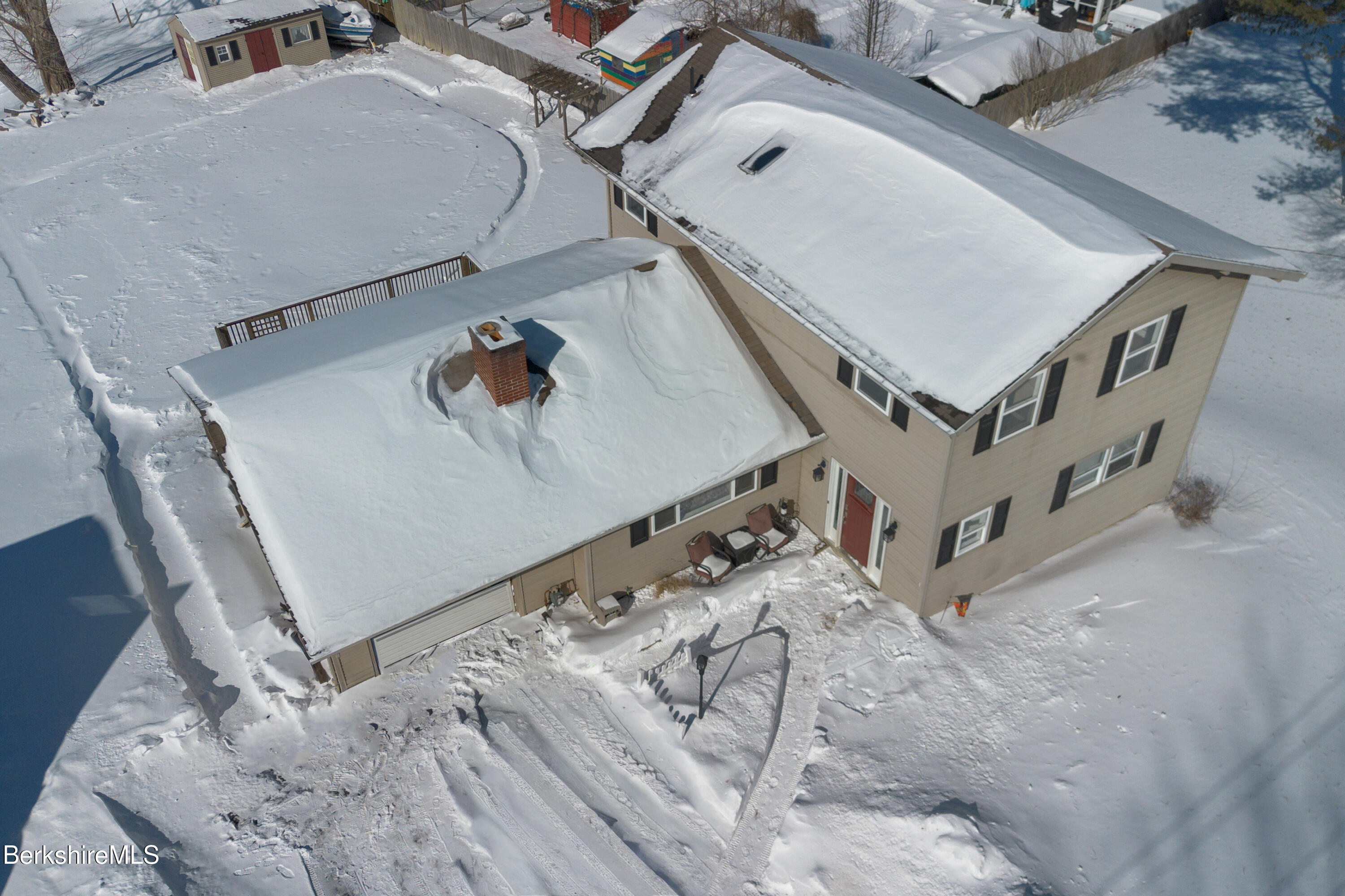 582 East New Lenox Road Pittsfield, MA 01201 - Photo 20 of 22 Aerial View