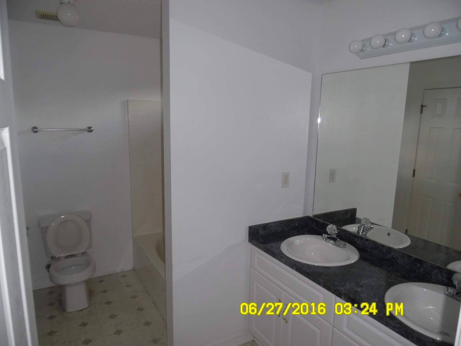 4759 Balboa Road Crestview, FL 32539 - Photo 9 of 9 Master Bathroom