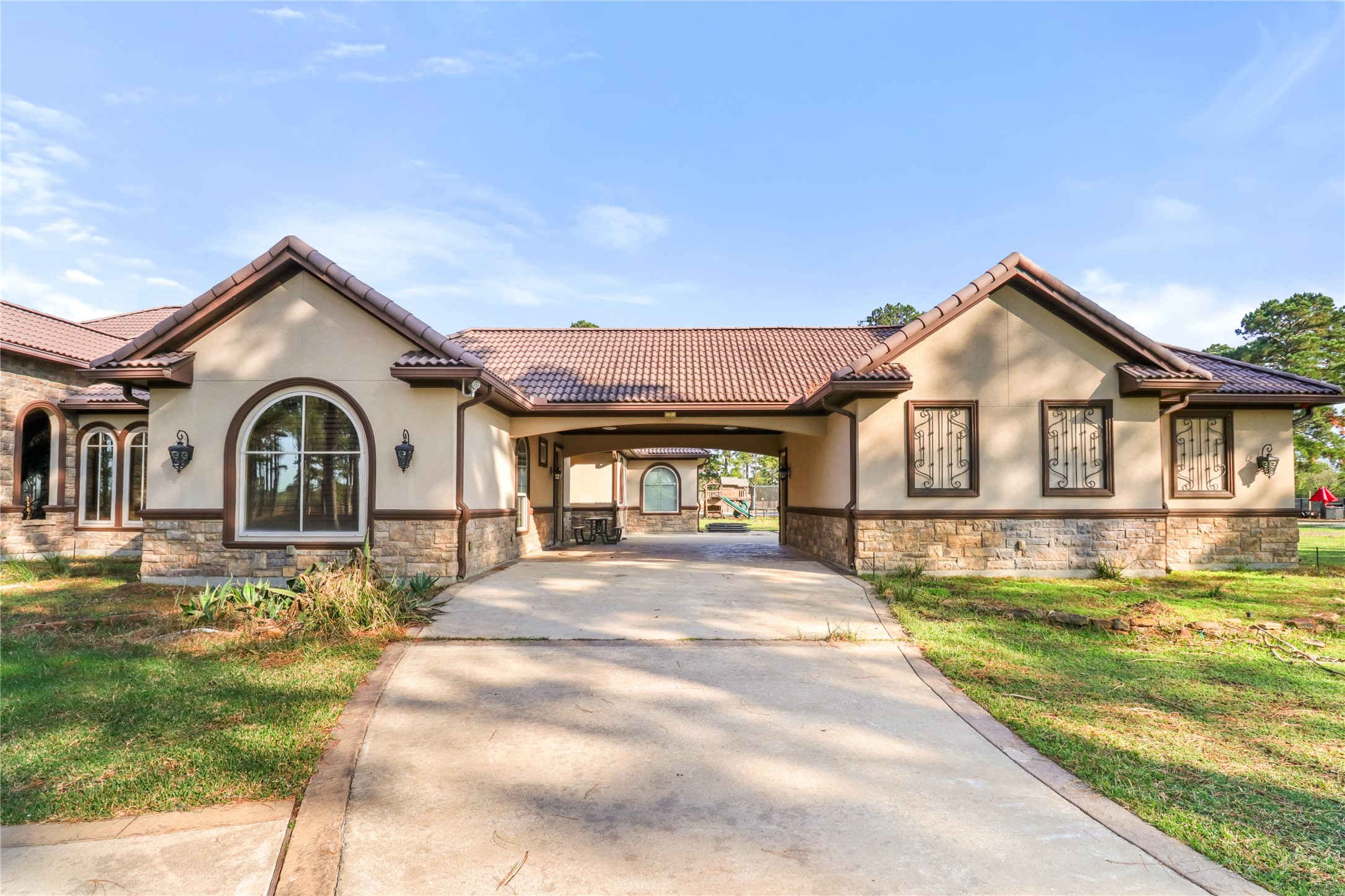 26325 Bauer Hockley Road Hockley, TX 77447 - Photo 12 of 40 a front view of house with yard