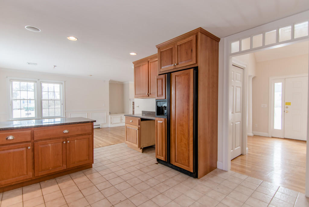 172 Leeward Road Bourne, MA 02532 - Photo 35 of 66 a kitchen with stainless steel appliances a refrigerator and a sink