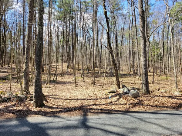 $110,000 | Lot 2 Daniels Road, Dudley, MA 01571