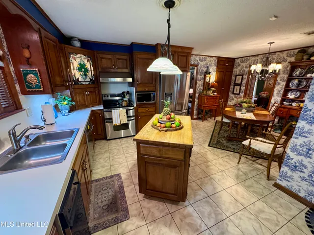 $300,000 | 1407 Shaw-Skene Road, Boyle, MS 38730