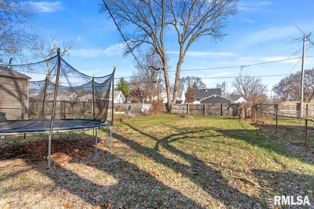 2277 East Converse Street Grandview, IL 62702 - Photo 20 of 24