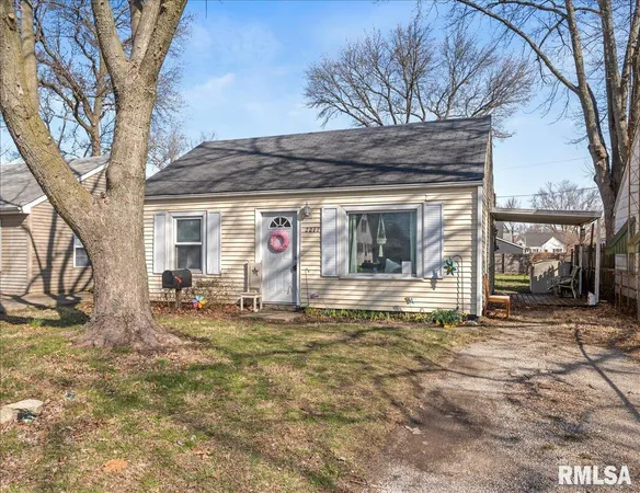$95,000 | 2277 East Converse Street, Grandview, IL 62702
