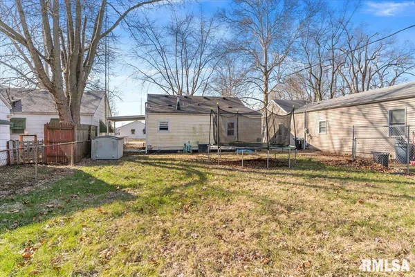 $95,000 | 2277 East Converse Street, Grandview, IL 62702