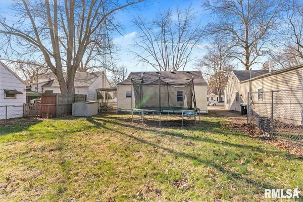 $95,000 | 2277 East Converse Street, Grandview, IL 62702