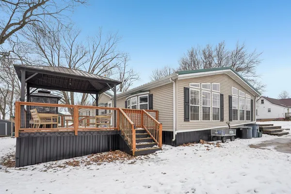 $207,900 | 115 South Watson Street, Livingston, WI 53554