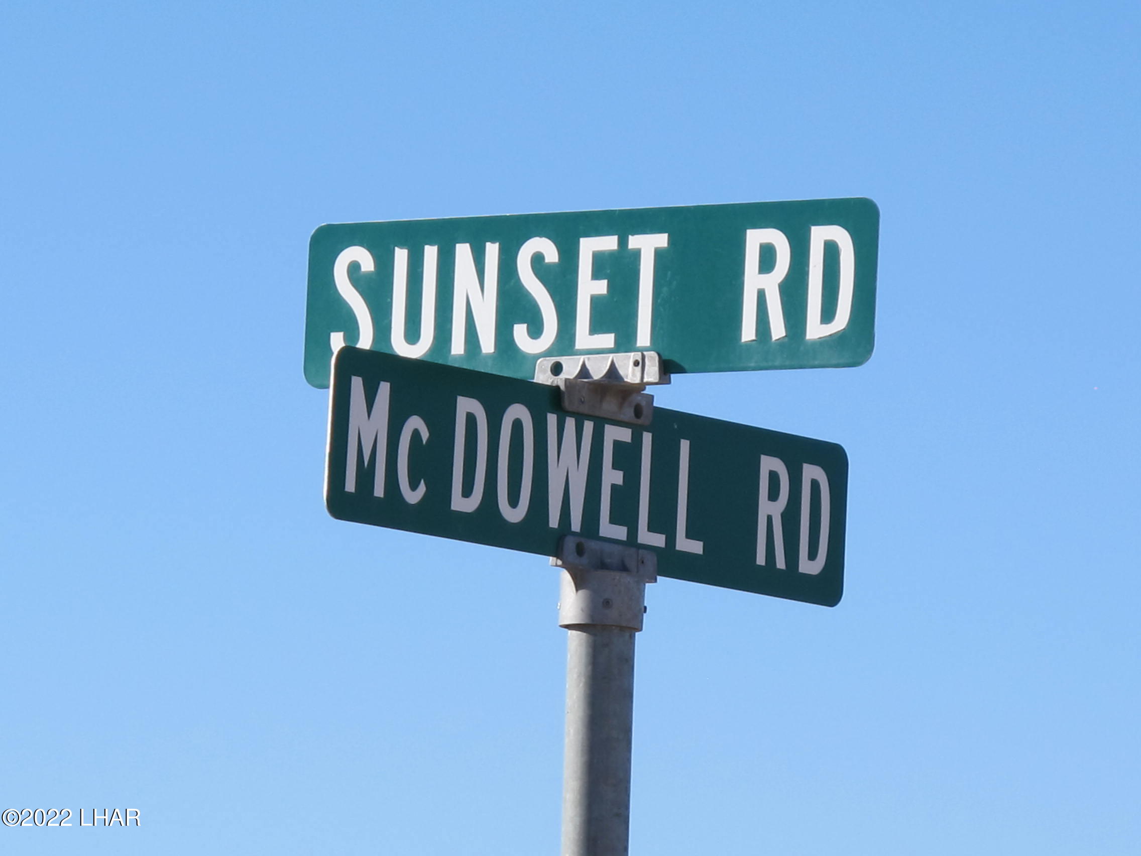 109 South McDowell Road Yucca, AZ 86438 - Photo 10 of 41 IMG_7318