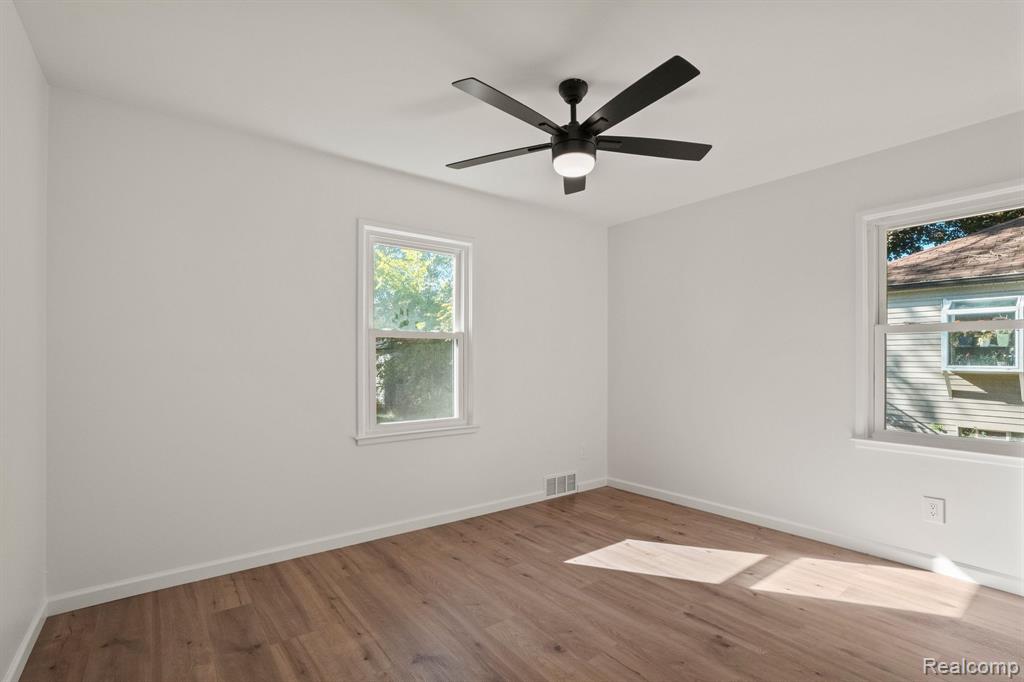 2896 Dorchester Road Birmingham, MI 48009 - Photo 18 of 29