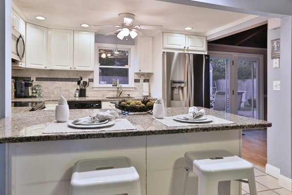 12 Anthony Road Peabody, MA 01960 - Photo 5 of 19 Gallery Image 5