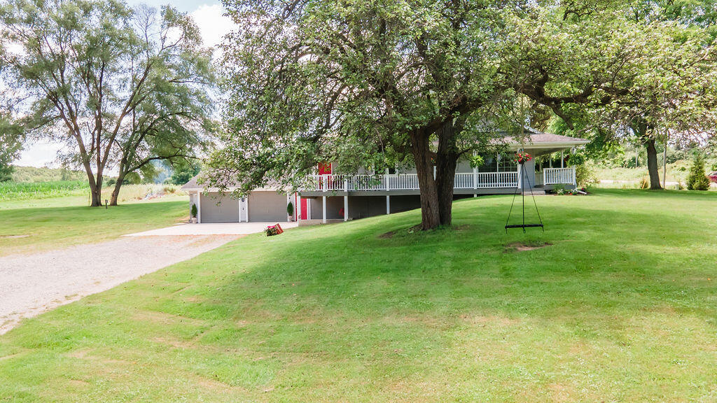 5259 South State Road Goodrich, MI 48438 - Photo 6 of 41 5259SSTATE09