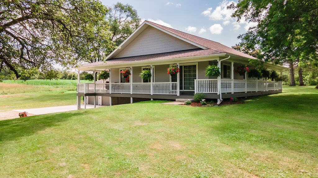 5259 South State Road Goodrich, MI 48438 - Photo 8 of 41 5259SSTATE02