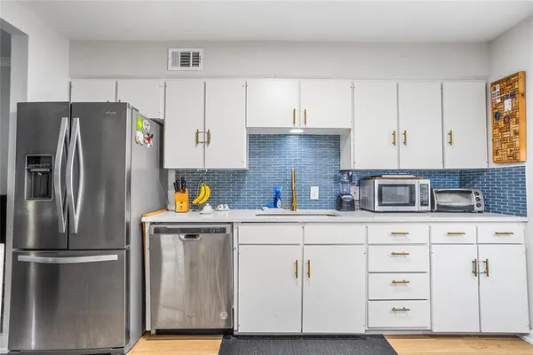 $1,800 | 7924 Royal Lane, Unit 106, Dallas, TX 75230