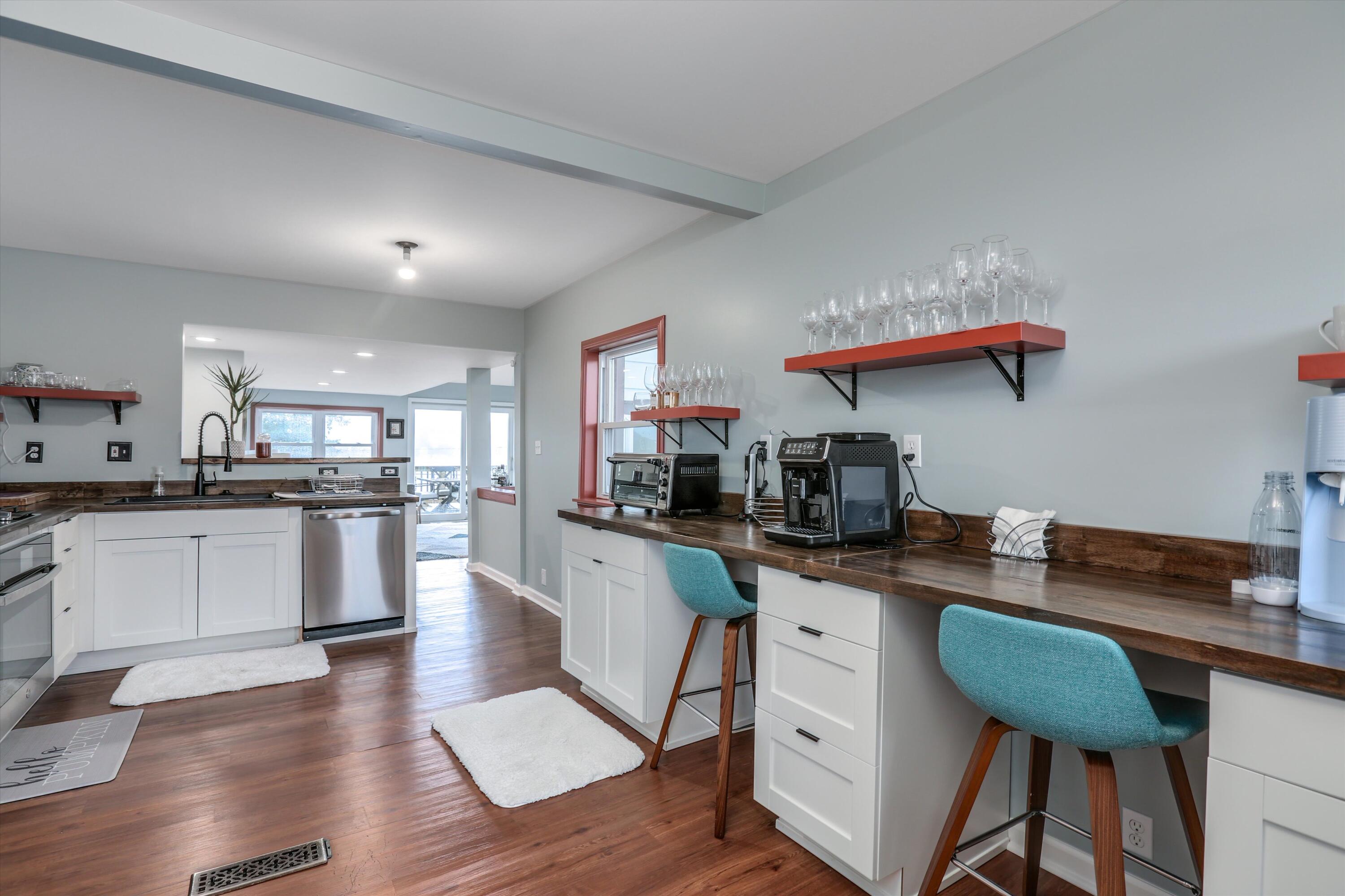 6025 East Grand River Road Howell, MI 48843 - Photo 13 of 45 16-6025 E Grand River Ave 0010
