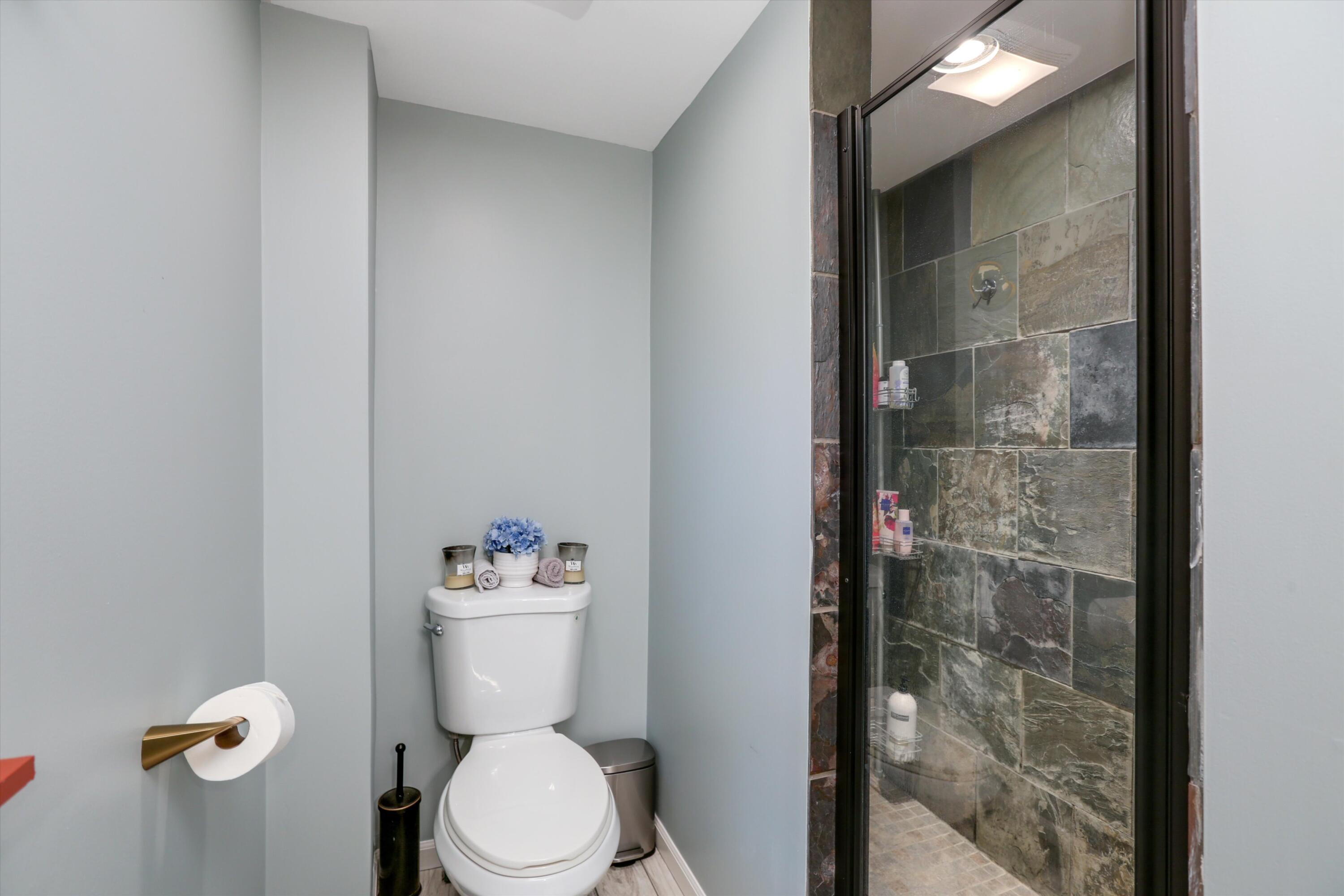 6025 East Grand River Road Howell, MI 48843 - Photo 16 of 45 19-6025 E Grand River Ave 0013