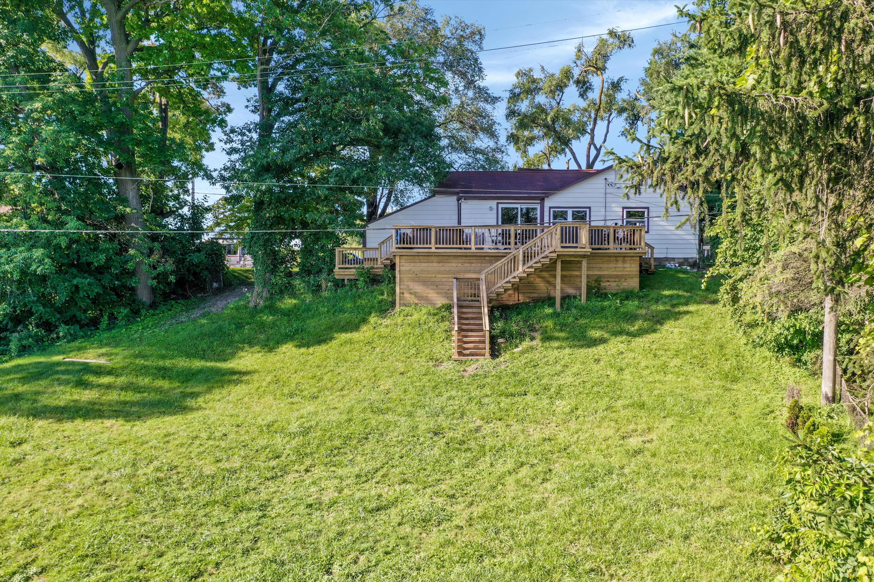 6025 East Grand River Road Howell, MI 48843 - Photo 33 of 45 36-6025 E Grand River Ave - aerial0014