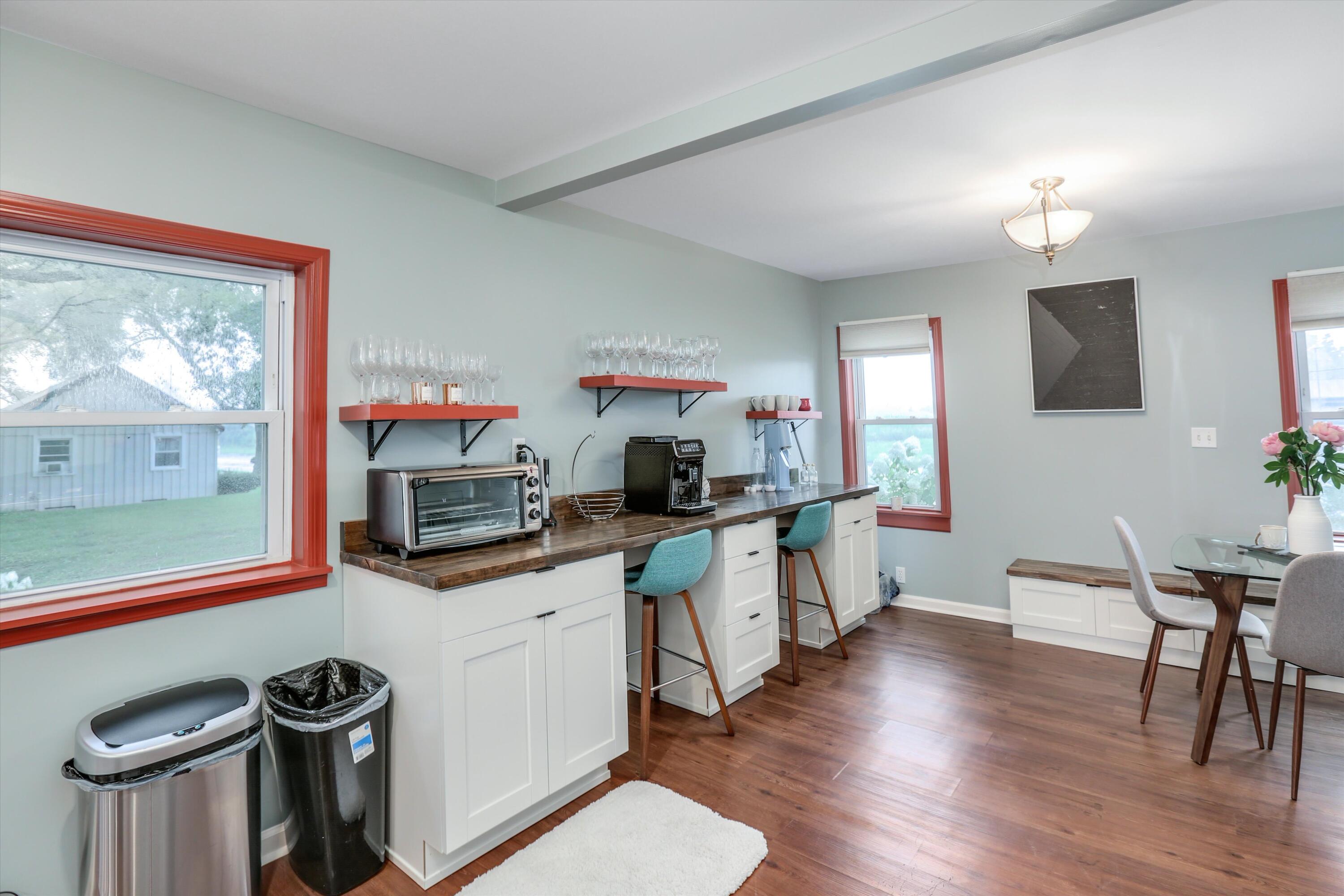 6025 East Grand River Road Howell, MI 48843 - Photo 10 of 45 13-6025 E Grand River Ave 0007