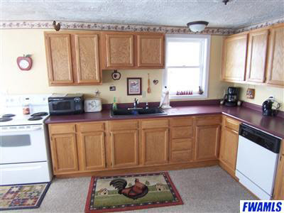 5925 North Mayne Road Huntington, IN 46750 - Photo 17 of 25 Gallery Image 17