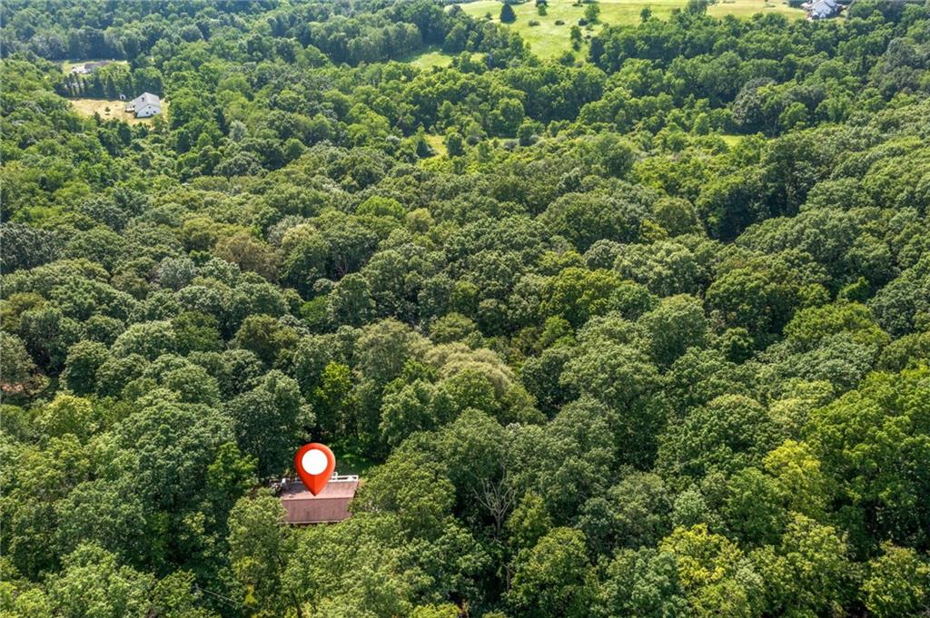 1335 Alamae Lakes Road Washington, PA 15301 - Photo 50 of 50 an aerial view of a house with a yard and garden