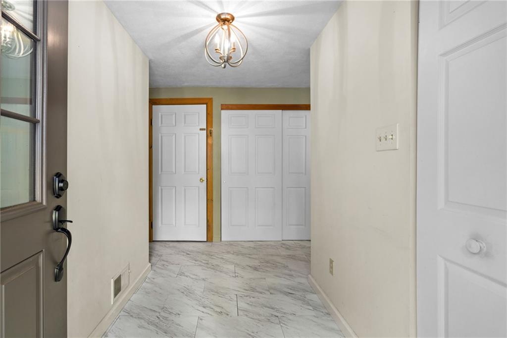 1335 Alamae Lakes Road Washington, PA 15301 - Photo 7 of 50 a view of a hallway with a elevator