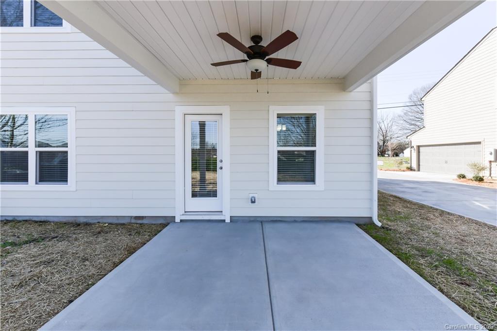 21004 Torrence Chapel Road, Unit 2 Cornelius, NC 28031 - Photo 28 of 36 Gallery Image 28