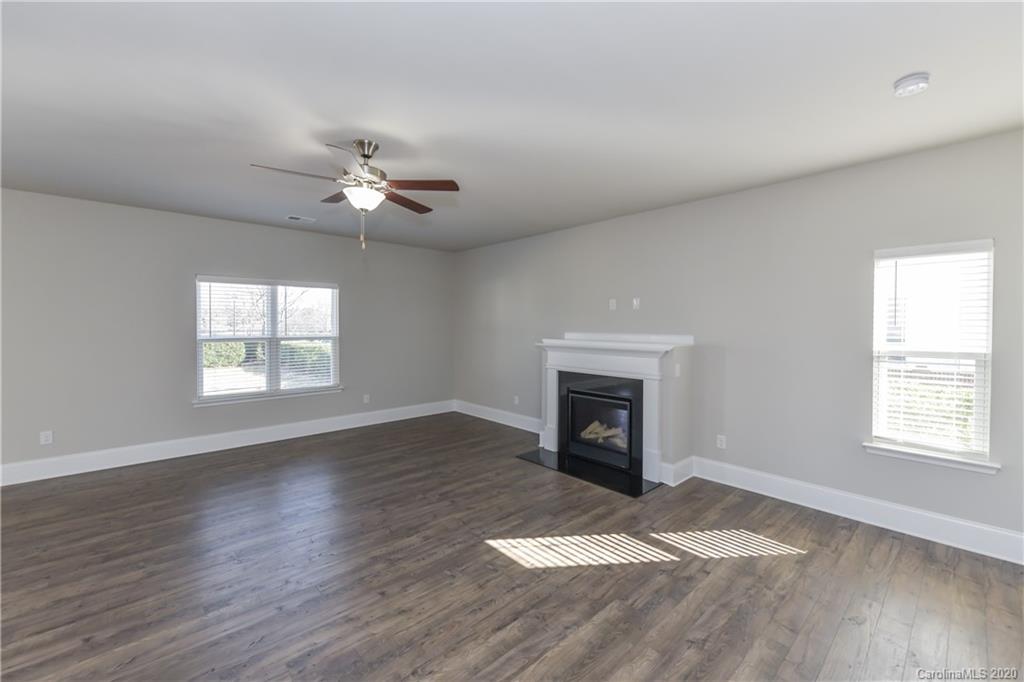 21004 Torrence Chapel Road, Unit 2 Cornelius, NC 28031 - Photo 7 of 36 Gallery Image 7