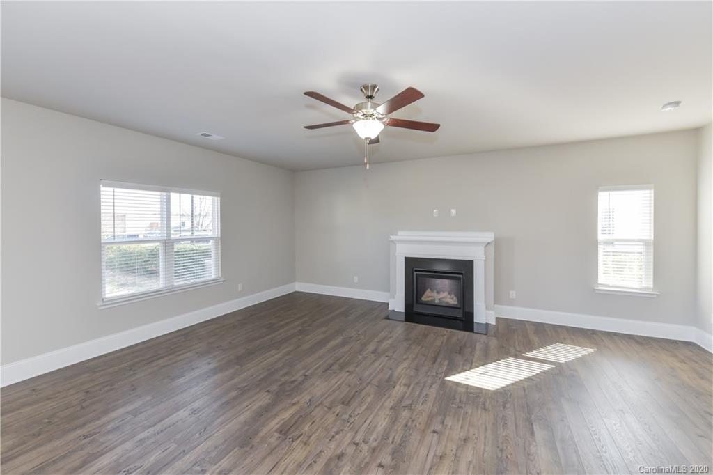 21004 Torrence Chapel Road, Unit 2 Cornelius, NC 28031 - Photo 8 of 36 Gallery Image 8