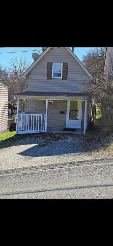 134 Hamilton Street Washington, PA 15301 - Photo 1 of 12