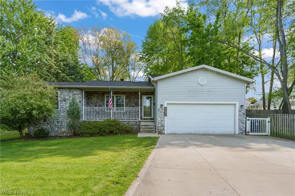 $240,000 | 2330 Wedgewood Drive, Akron, OH 44312