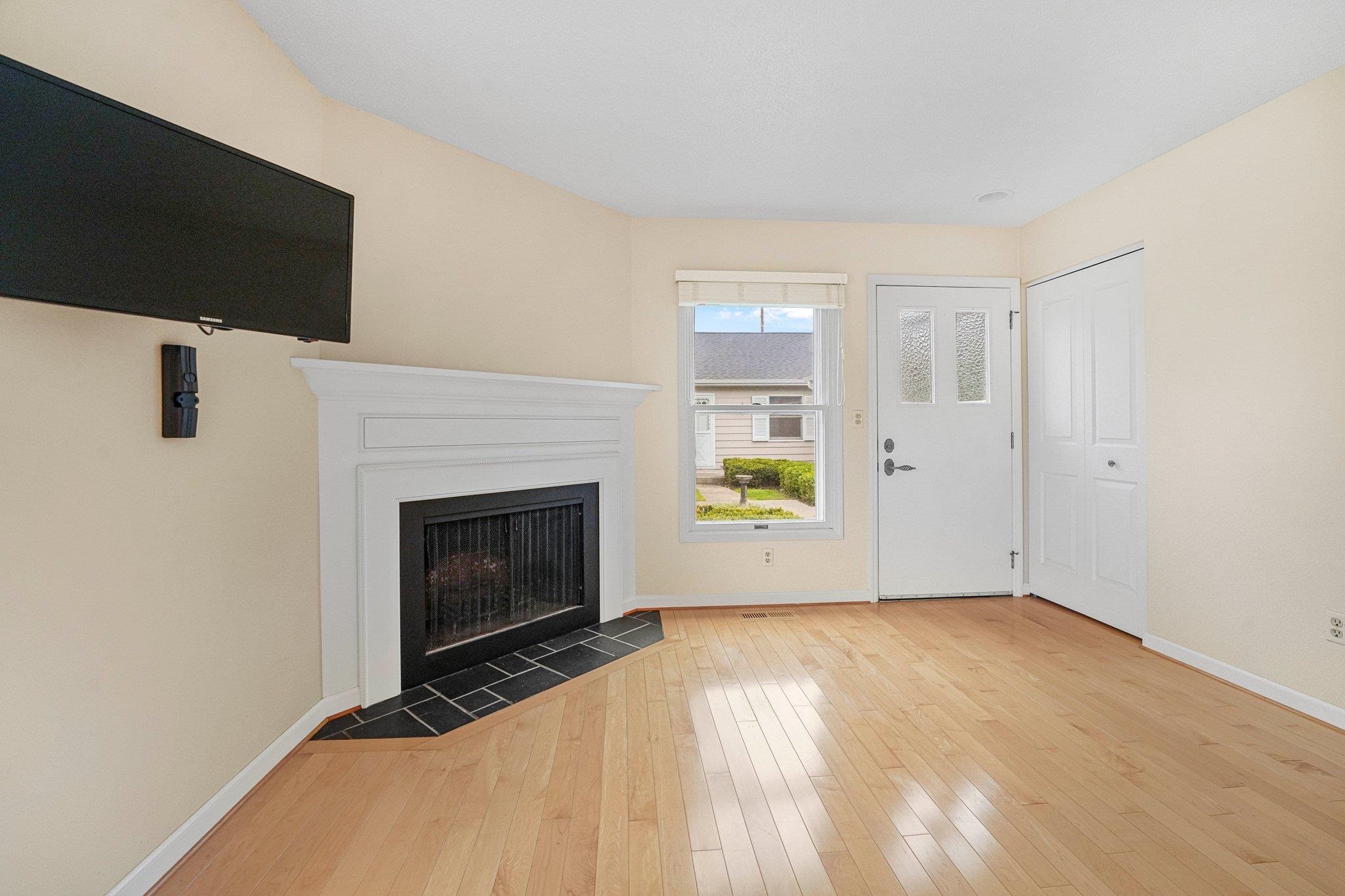 34 Mathison Road South, Unit 4 Traverse City, MI 49686 - Photo 7 of 50