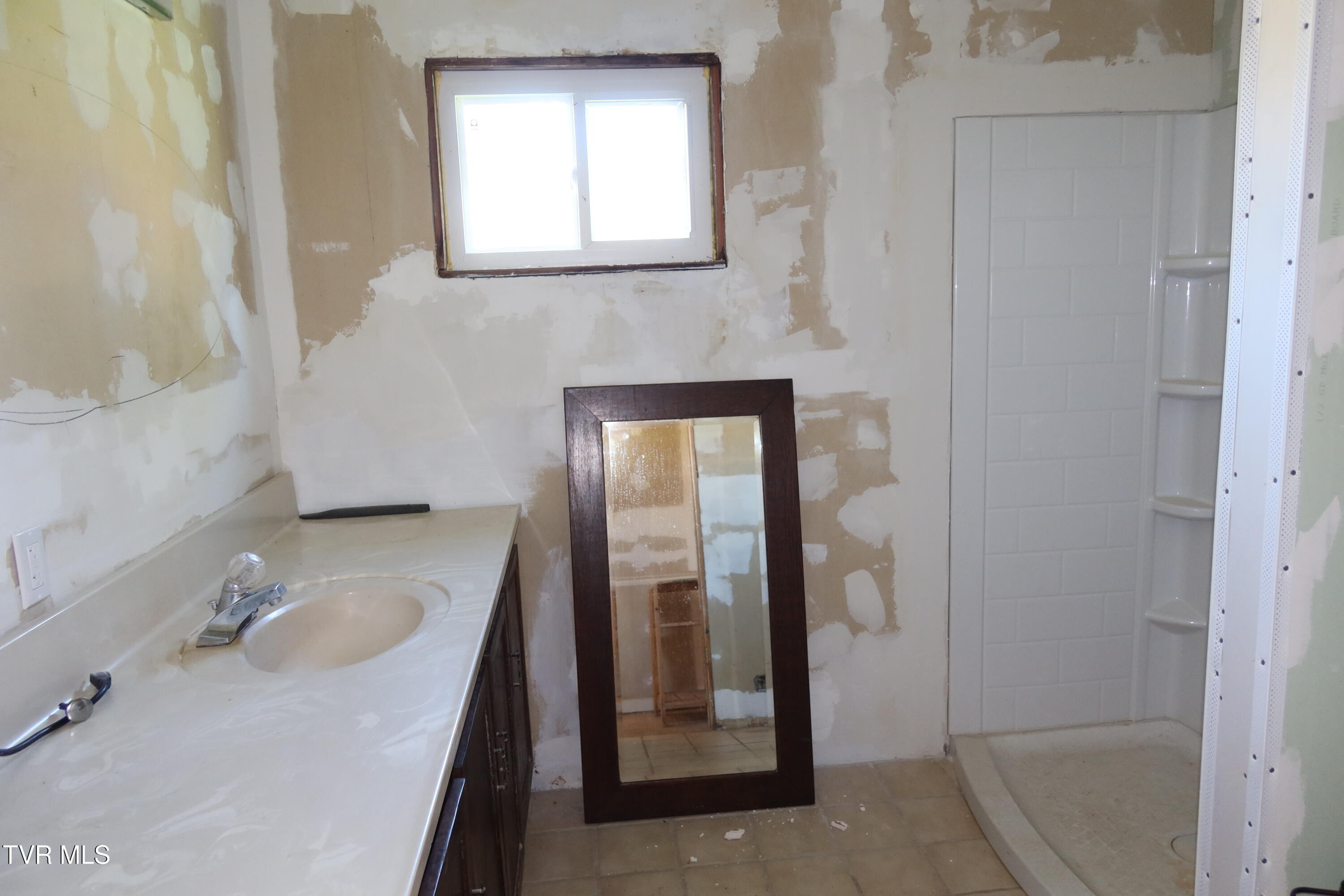 3232 Wil Rho Circle Kingsport, TN 37660 - Photo 22 of 27 IMG_8163