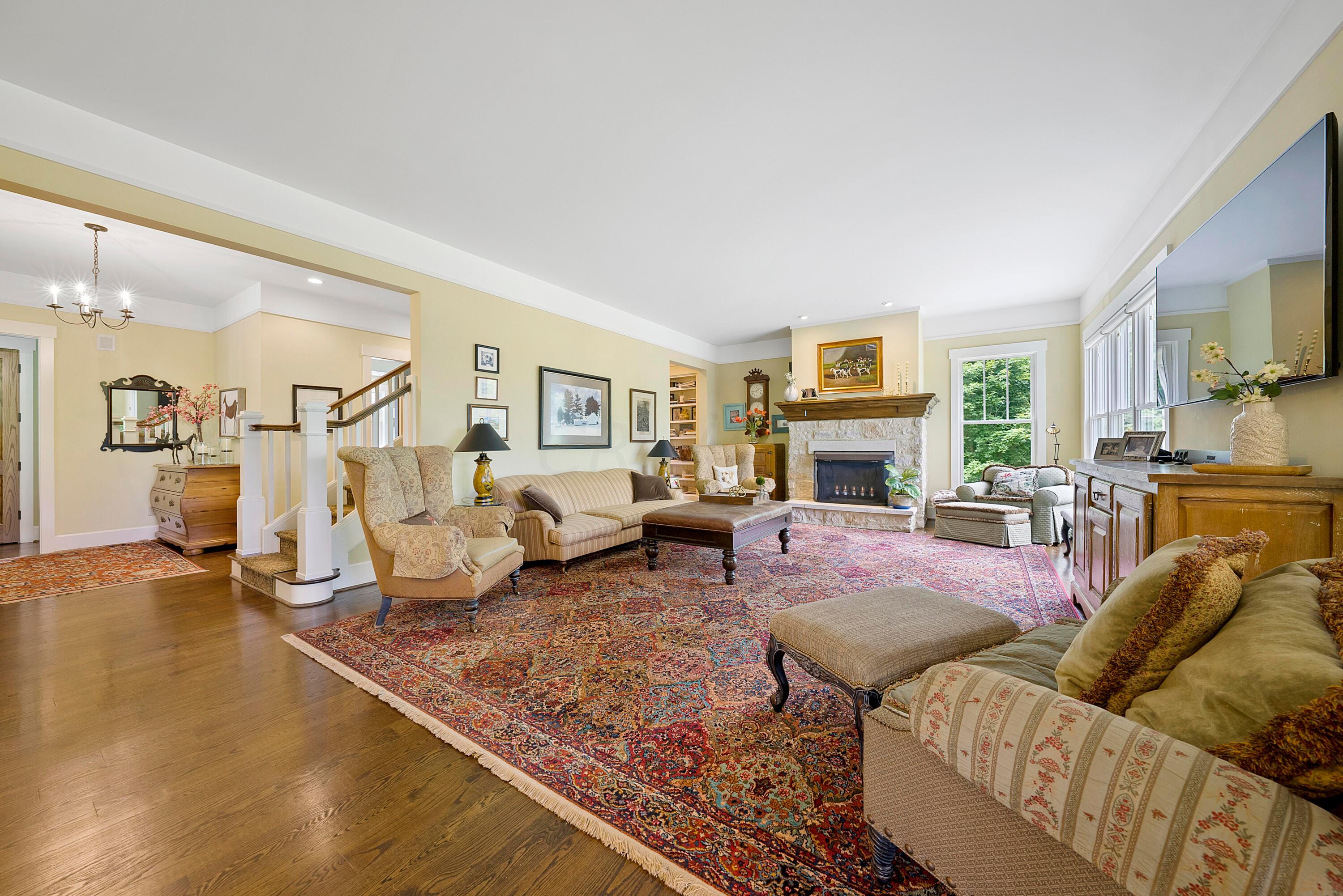 5260 Olentangy River Road Delaware, OH 43015 - Photo 19 of 54 Family Room
