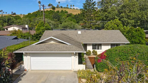 $1,495,000 | 1087 Via Regina, Santa Barbara, CA 93111