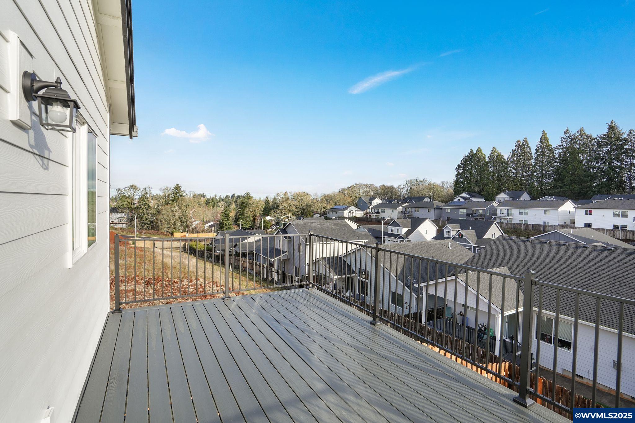 5682 Jeremy Vly Road Southeast Salem, OR 97306 - Photo 11 of 49 Gallery Image 11