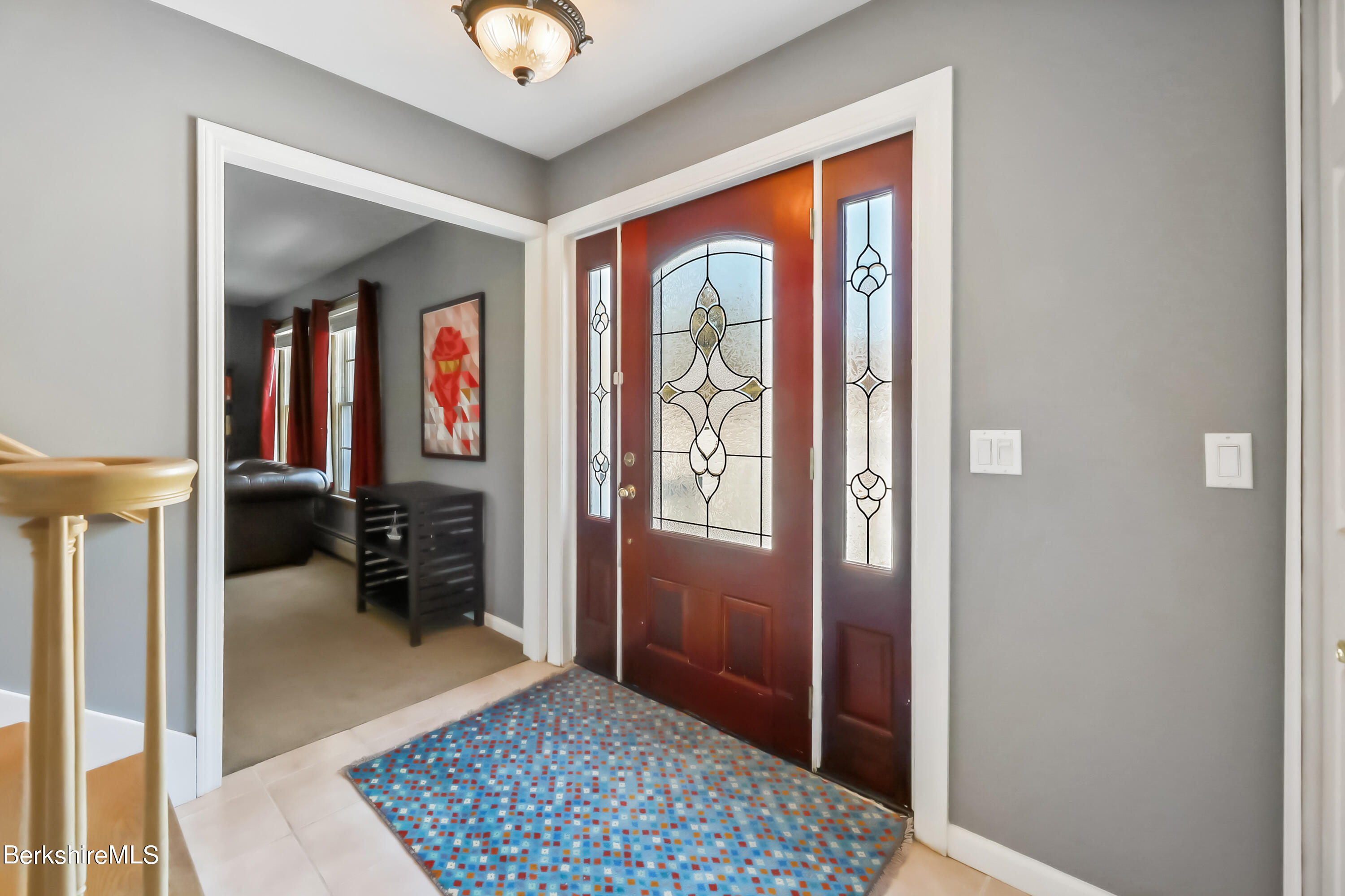 312 Dalton Division Road Pittsfield, MA 01201 - Photo 19 of 57 30 Foyer