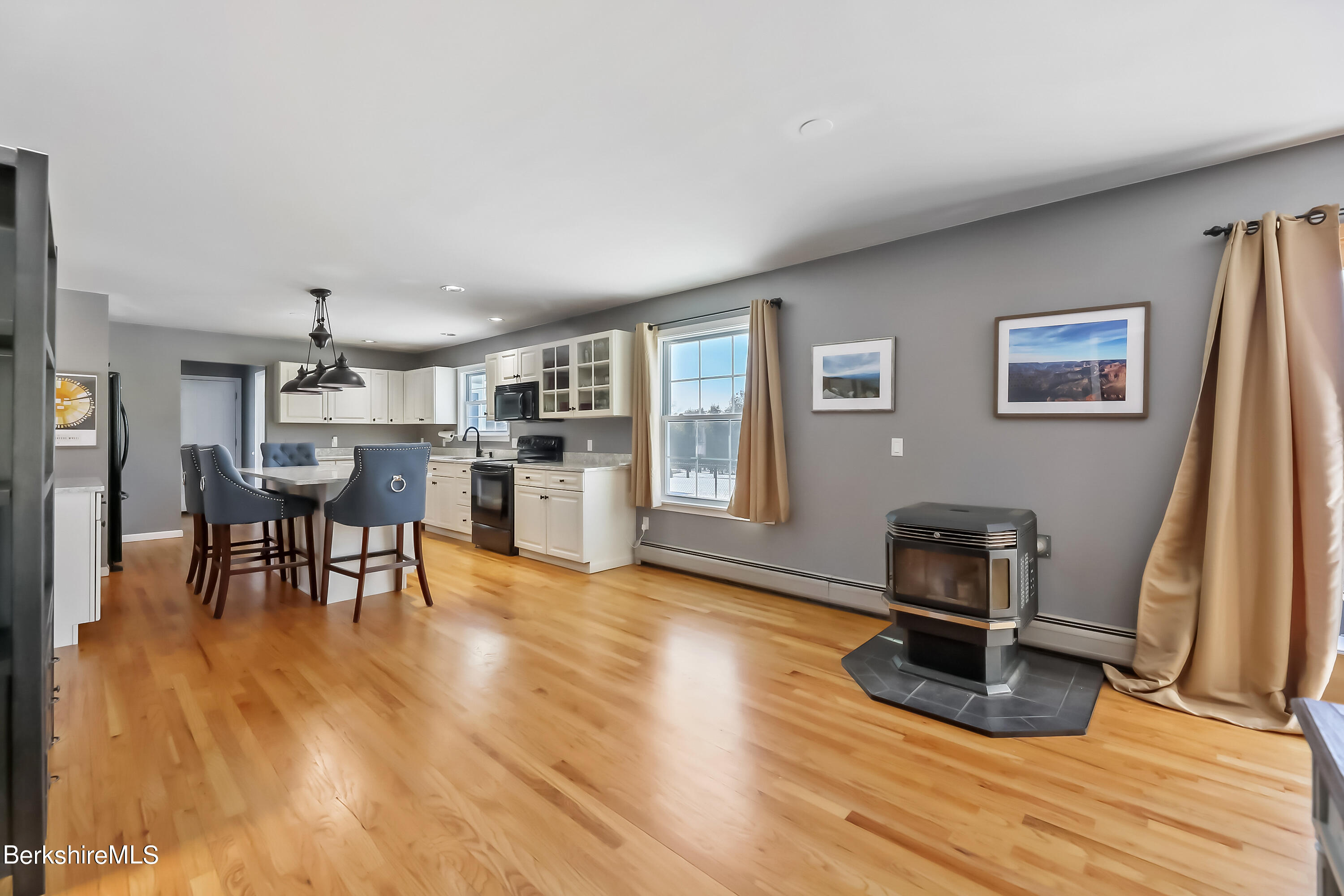312 Dalton Division Road Pittsfield, MA 01201 - Photo 29 of 57 75 Breakfast Area