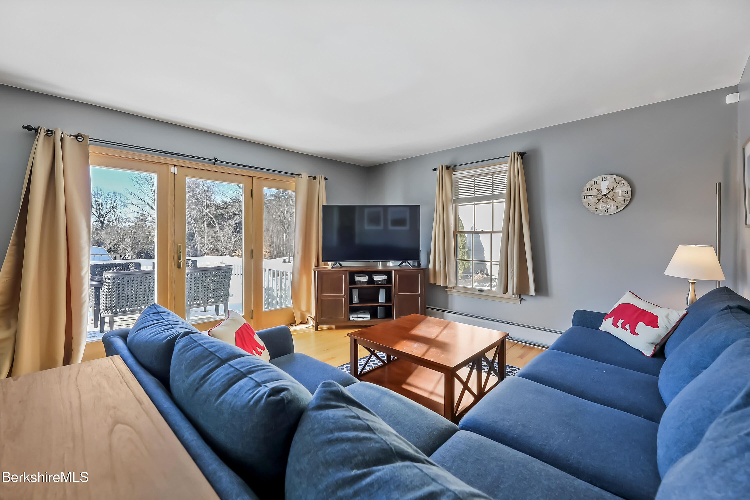 312 Dalton Division Road Pittsfield, MA 01201 - Photo 30 of 57 60 Family Room