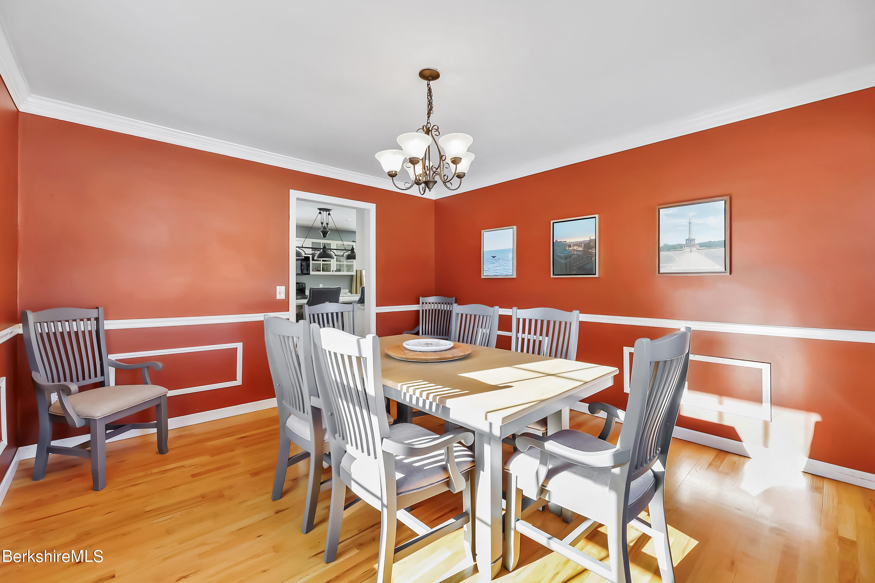 312 Dalton Division Road Pittsfield, MA 01201 - Photo 32 of 57 130 Dining Room