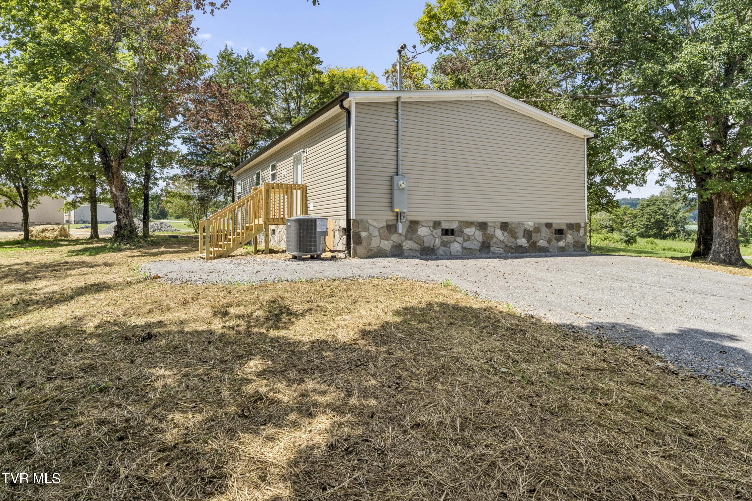 170 Bertie Patton Road Mosheim, TN 37818 - Photo 35 of 44 Bernie-35