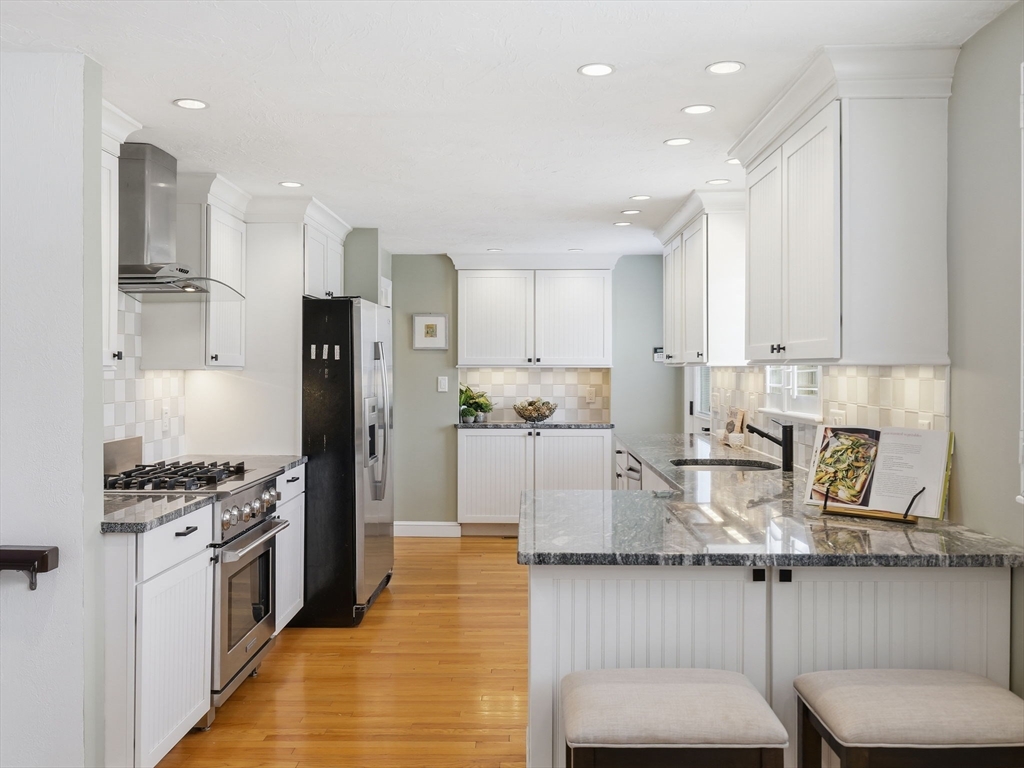 17 Daley Street Needham, MA 02494 - Photo 11 of 40