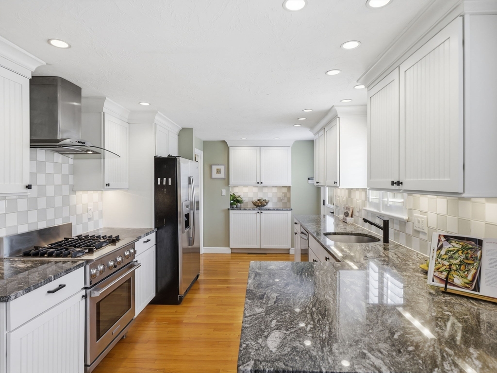 17 Daley Street Needham, MA 02494 - Photo 12 of 40