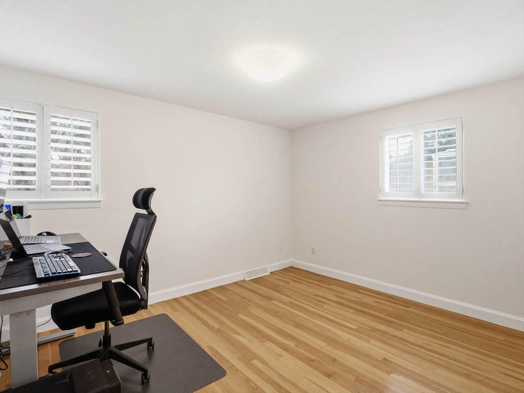 17 Daley Street Needham, MA 02494 - Photo 27 of 40