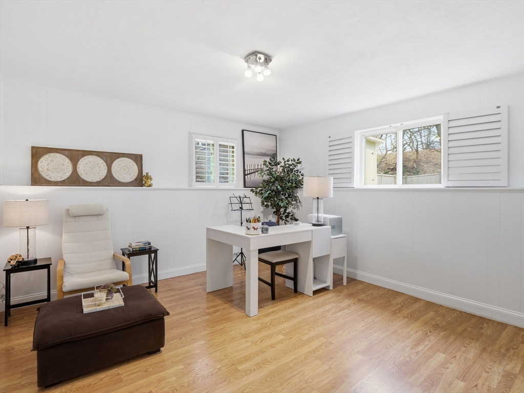 17 Daley Street Needham, MA 02494 - Photo 34 of 40