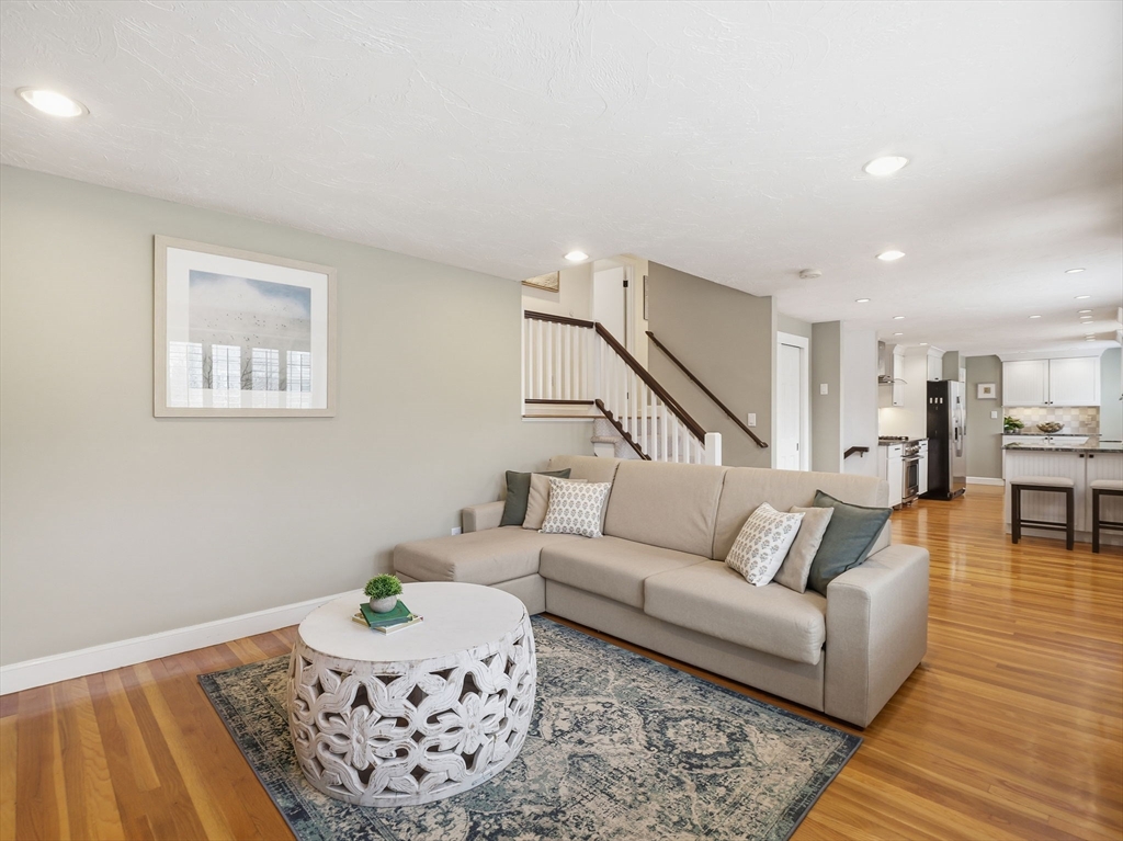 17 Daley Street Needham, MA 02494 - Photo 7 of 40