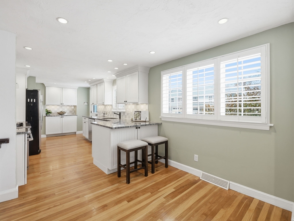 17 Daley Street Needham, MA 02494 - Photo 10 of 40