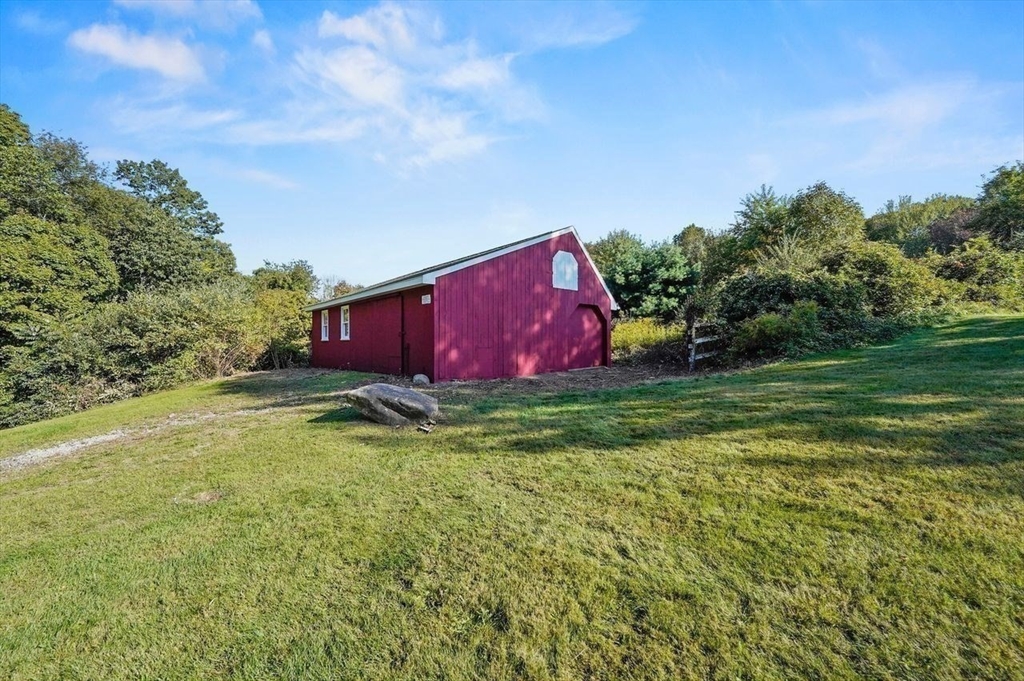 31 Douglas Road Sutton, MA 01590 - Photo 38 of 42