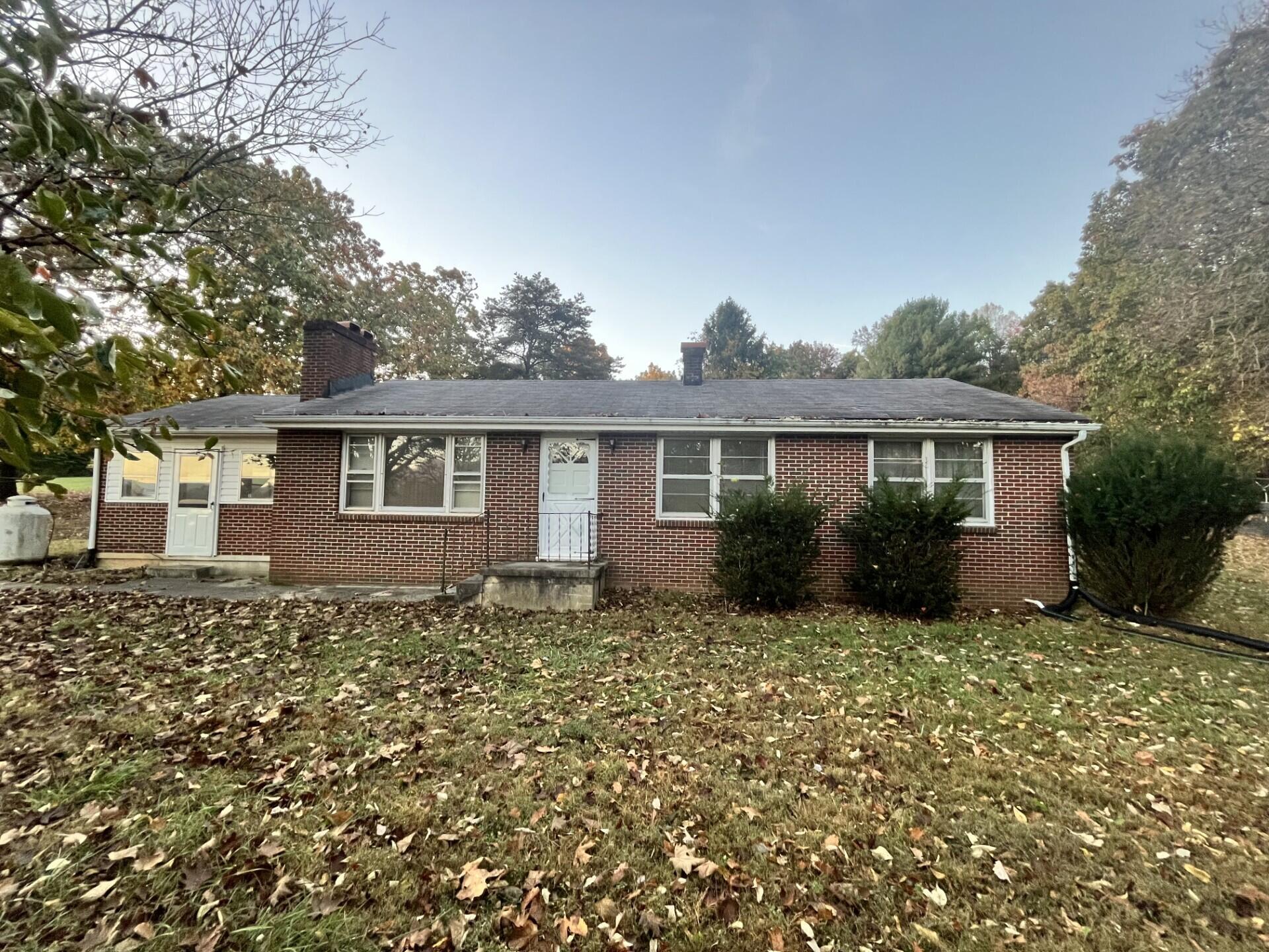 1097 Tree Top Lane Blue Ridge, VA 24064 - Photo 1 of 29 Tree Top Pic