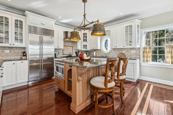 $225,000 | 23 Meadow Lane, Westhampton Beach, NY 11978