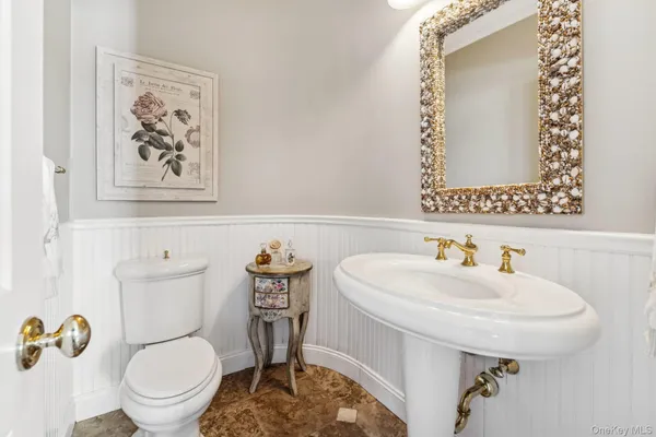 $225,000 | 23 Meadow Lane, Westhampton Beach, NY 11978